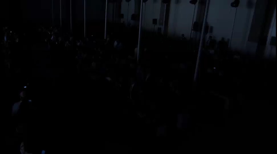 浏览时装秀影片